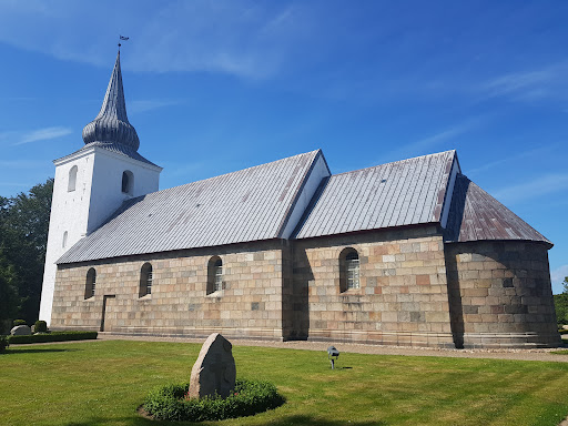 Vejrum Kirke