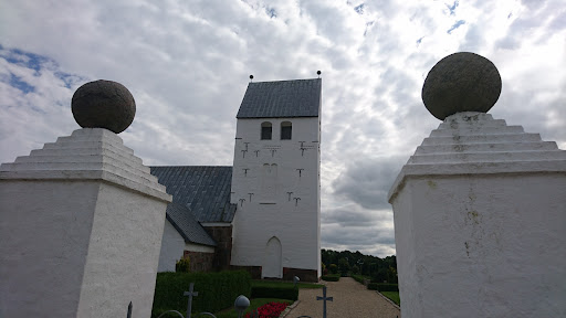 Øse Kirke