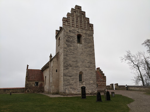 Højerup Gamle Kirke