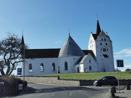 Horne Rundkirke Og Mausoleum