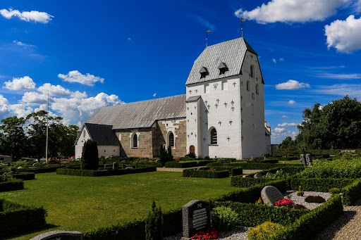 Stepping Kirke