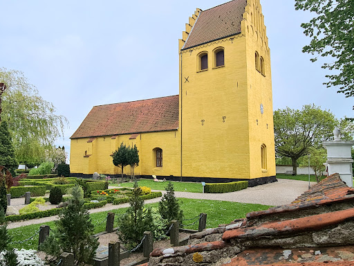 Holtug Kirke