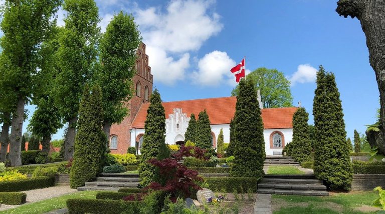 De bedste kirker i Helsinge