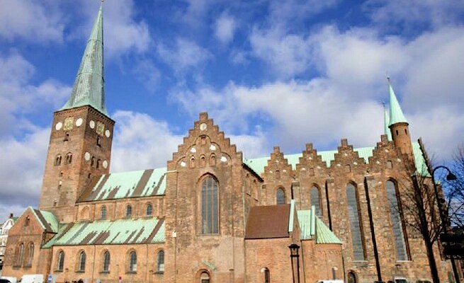 De bedste Kirker i Aarhus 1 De Bedste Kirker i Aarhus – Smukke Kirkebygninger til Inspiration