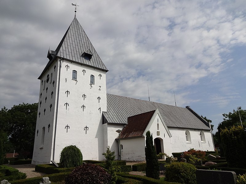 Maugstrup Kirke 1 Maugstrup Kirke - Smuk Kirke i Danmark med Historie og Arkitektur