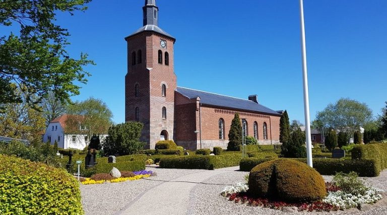 De bedste kirker i Rødding 3 Jels Kirke