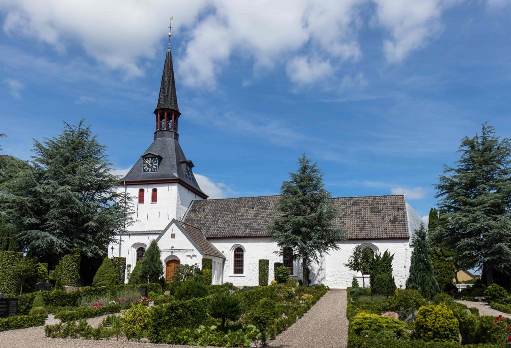 Tinglev Kirkegårdskontor 1 Tinglev Kirkegårdskontor – Kontakt og Åbningstider