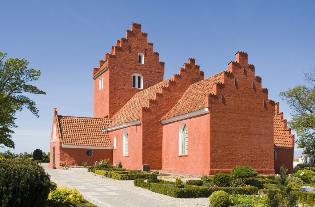 Odden Kirke 1 Odden Kirke - Skøn gammel kirke på Norddjurs med smuk natur omkring
