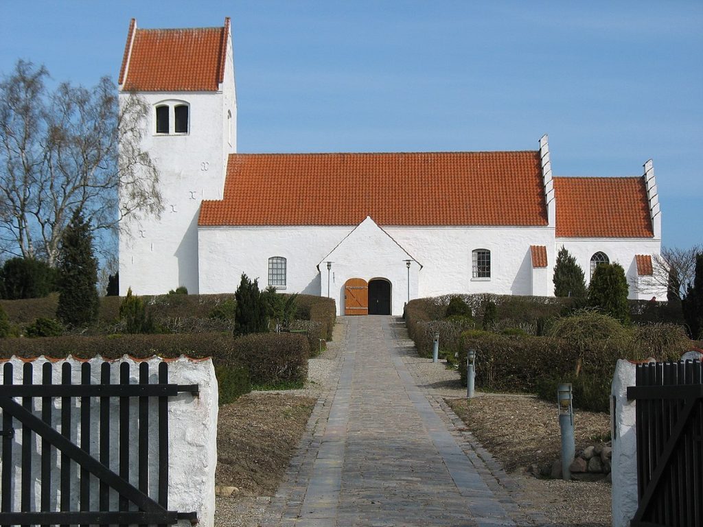 Asnæs Kirke 1 Asnæs Kirke - Smuk Kirke i Asnæs med Historie og Arkitektur