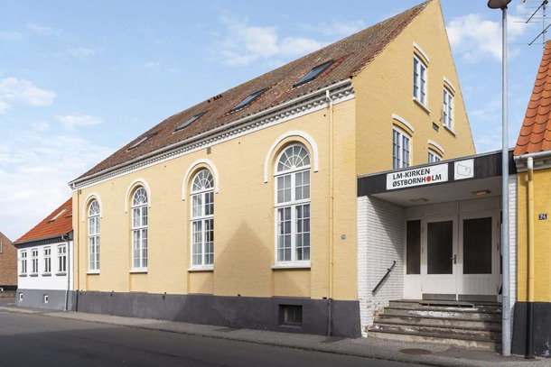 LM-Kirken Østbornholm 1 LM-Kirken Østbornholm – Skøn Kirke på Østkysten af Bornholm