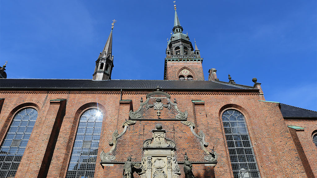 Helligaandskirken 1 Helligaandskirken: Skøn Gåtisk Kirke i København – Se Vækkerne og Arkitekturen