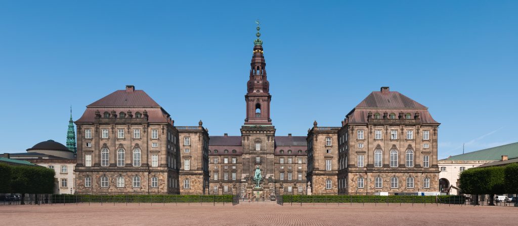 Christiansborg Slot 1 Christiansborg Slot - København Historisk Slot og Parlamentsbygning