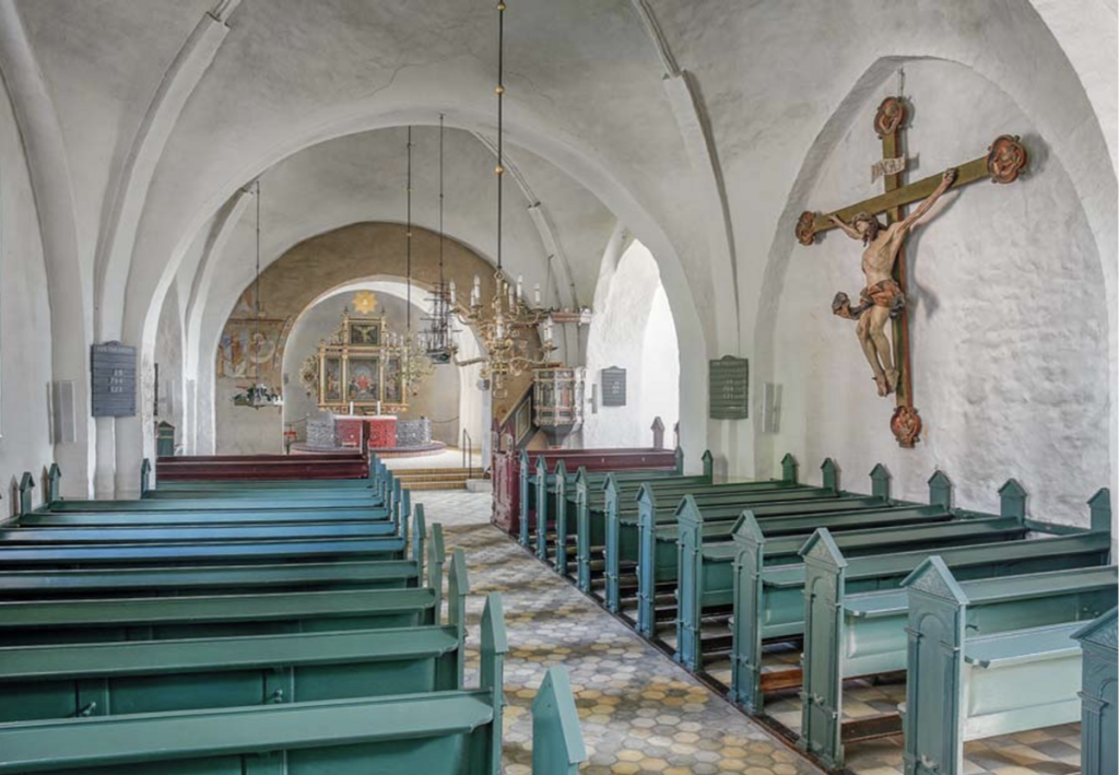 Fraugde kirke 1 Fraugde Kirke - Smuk Kirke i Danmark | Historisk Bygning og Skøn Natur