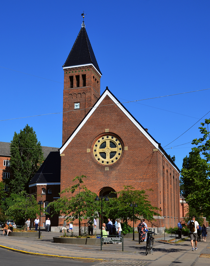 Mariendal Kirke 1 Mariendal Kirke - Skøn Kirke i Århus med Historie og Arkitektur