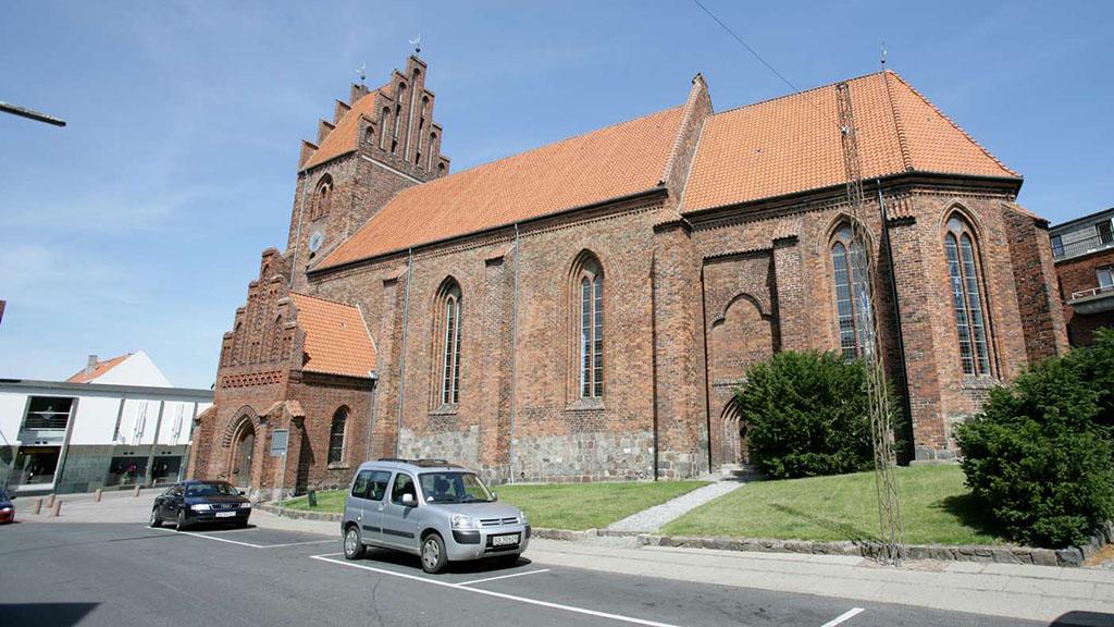 Sct. Mortens Kirke 1 Sct. Mortens Kirke - Smuk Kirke i Viborg, Danmark