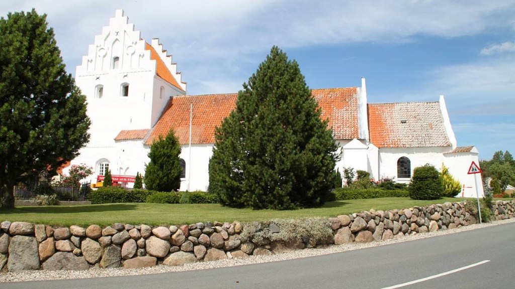 Dalby Kirke 1 Dalby Kirke - Smuk gammel kirke på Lolland med historisk charme og fredfyldt have