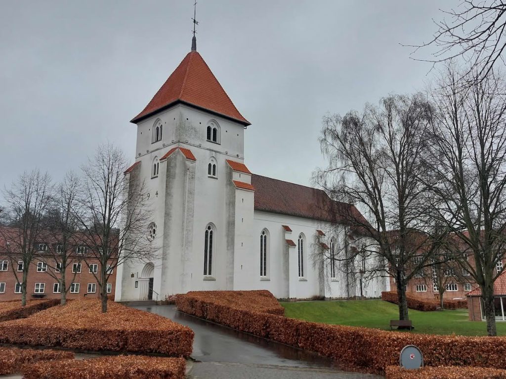 Sankt Johannes Kirke Vejle 1 Sankt Johannes Kirke i Vejle – Smuk Kirkearkitektur og Historie