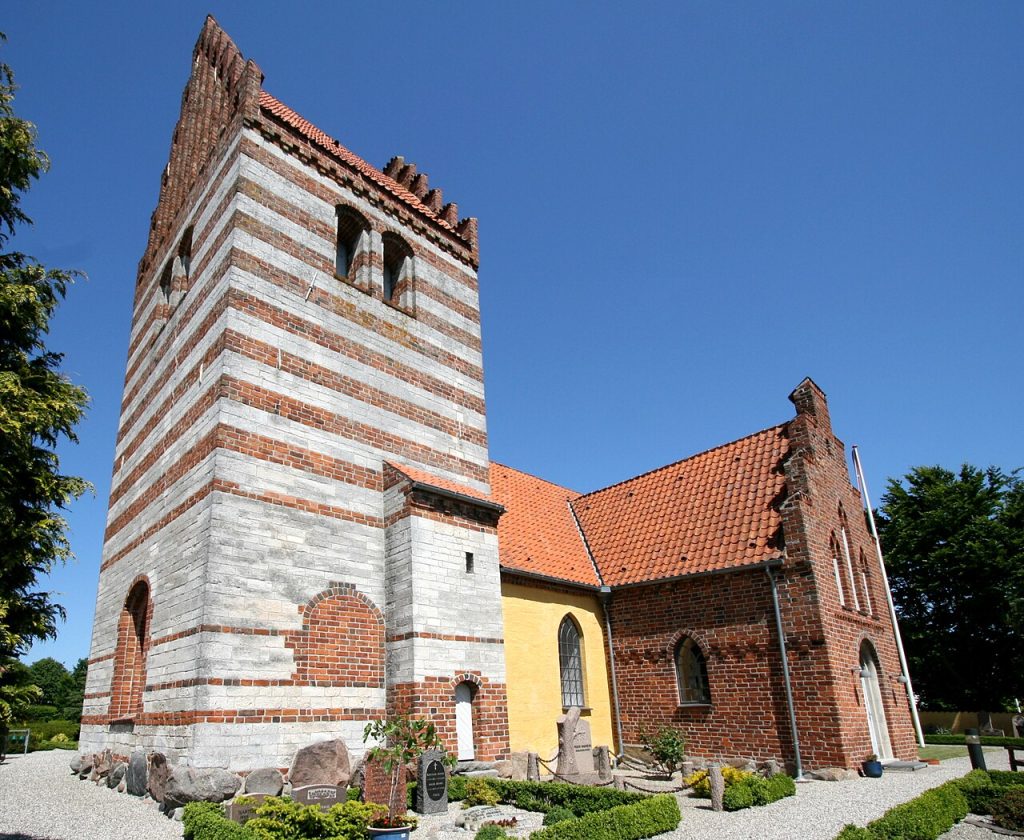 Ølsemagle Kirke 1 Ølsemagle Kirke - Smuk gammel kirke i Østjylland