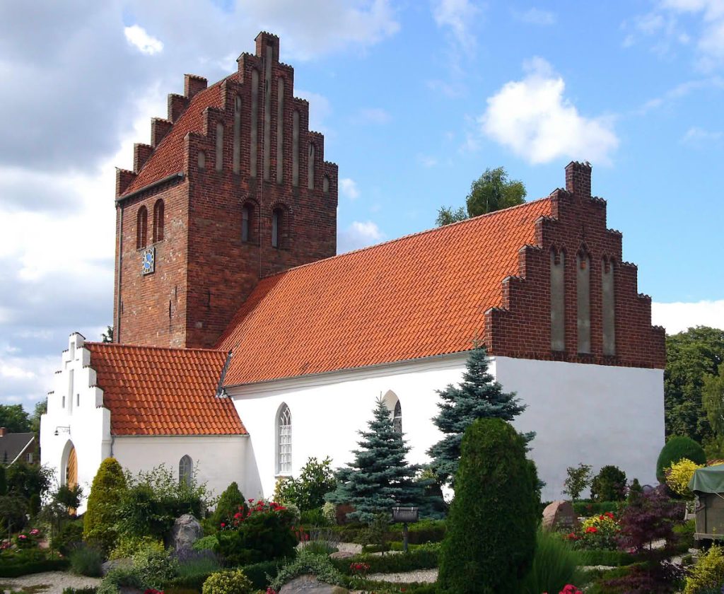 Jersie Kirke 1 Jersie Kirke - Stilfuld og Komfortabel Uddannelsesmode i Danmark
