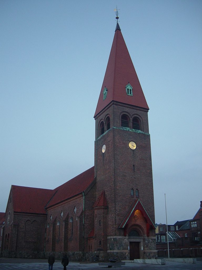 Holstebro Kirke, Holstebro 1 Holstebro Kirke - Skøn Gammeldags Kirke i Holstebro, Danmark