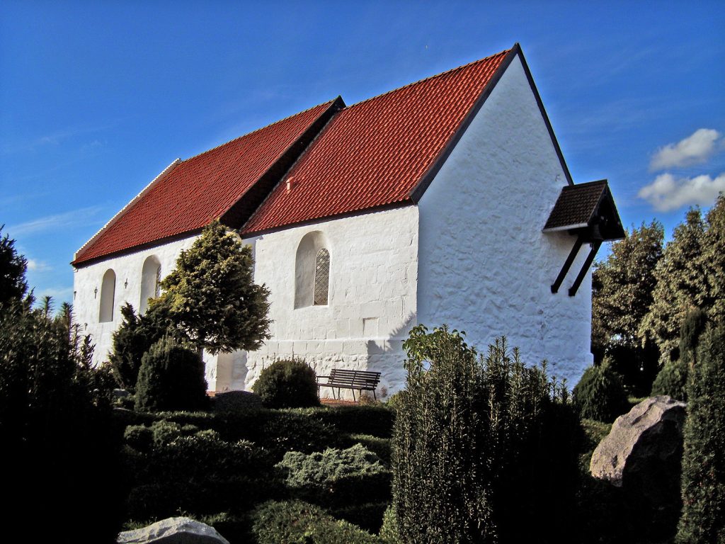 Vind Kirke - Smuk Kirke i Danmark med Historie og Arkitektur