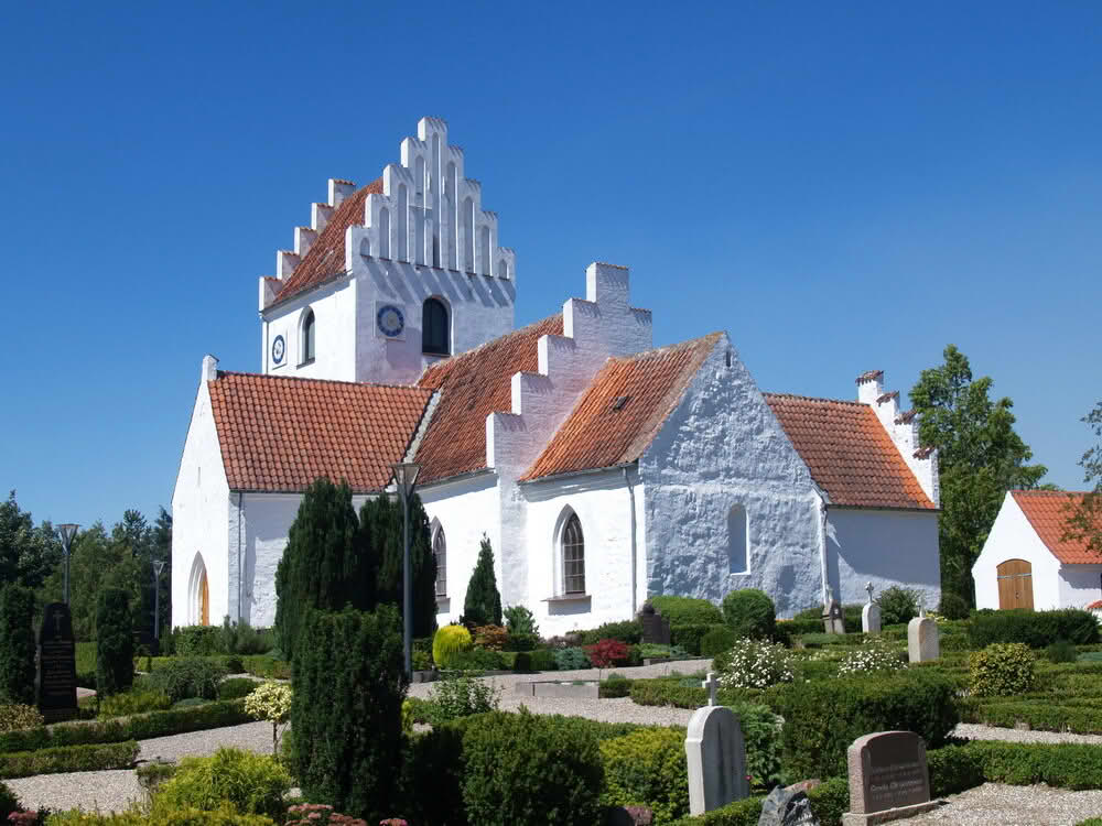 Flakkebjerg Kirke 1 Flakkebjerg Kirke - Smuk gammel landsbykirke på Fyn