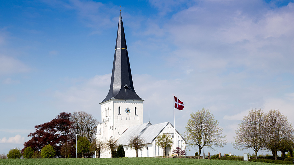 Sottrup Kirke 1 Sottrup Kirke - Smuk Kirke i Det Åbne Landskab