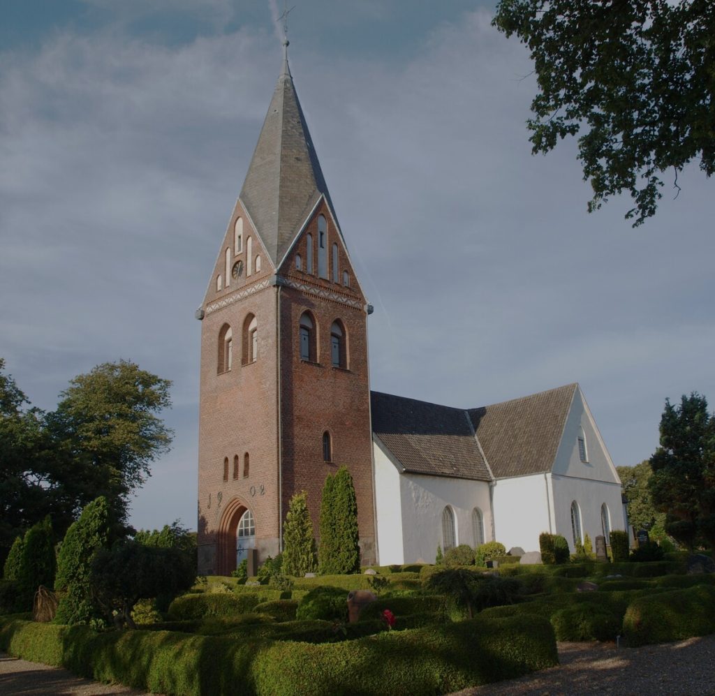 Ullerup Kirke - Smuk gammel kirke på Sydsjælland med historisk charme