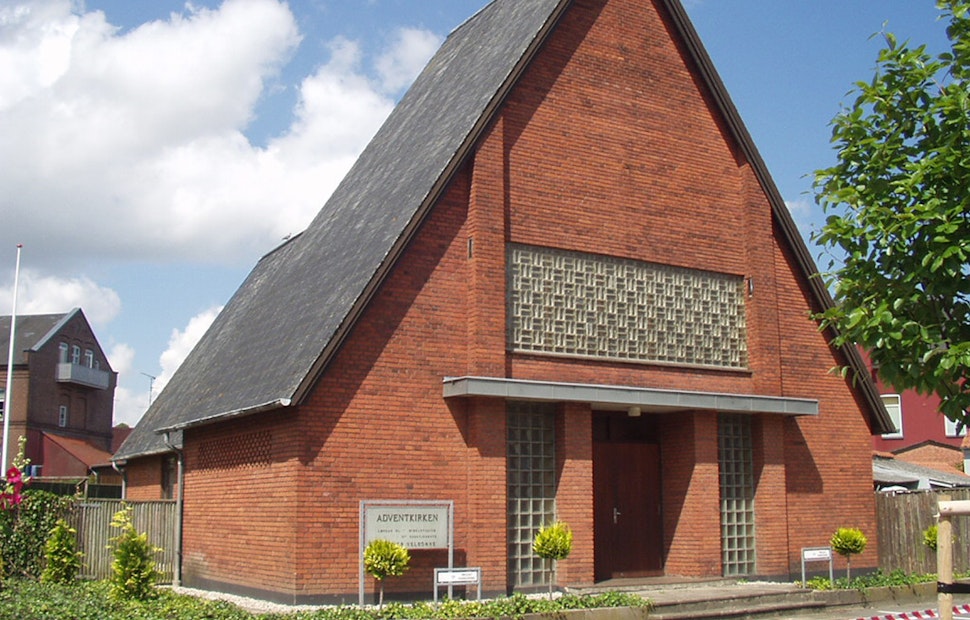 Svendborg Adventistkirke 1 Svendborg Adventistkirke - Gudstjenester og Fællesskab i Smuk Natur