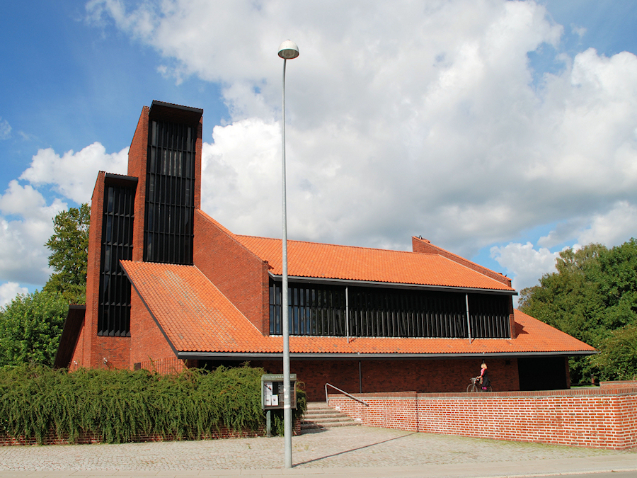 Stengård Kirke 1 Stengård Kirke - Skøn gammel kirke i Danmark