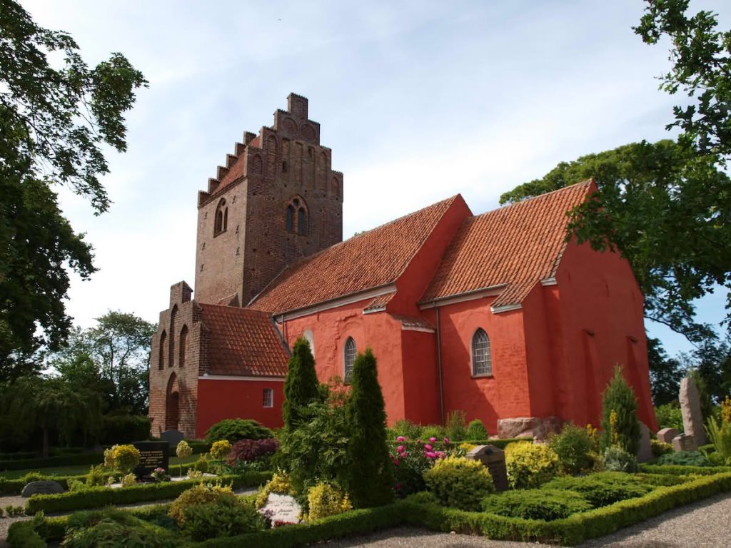 Sigersted Kirke - Smuk gammel kirke i Sjælland, Danmark